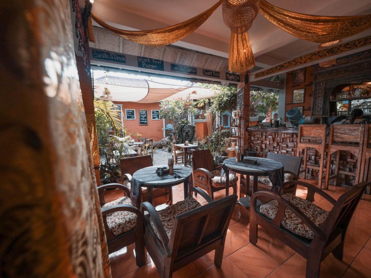 Lovina Palace Exterior foto